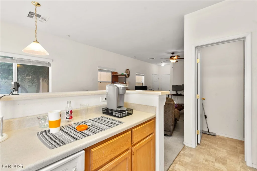 6575 Buster Brown, Las Vegas, NV 89122