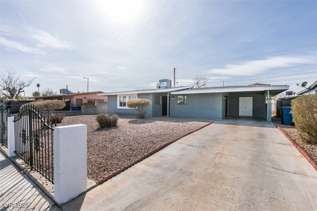 1203 Tamerack, Las Vegas, NV 89106