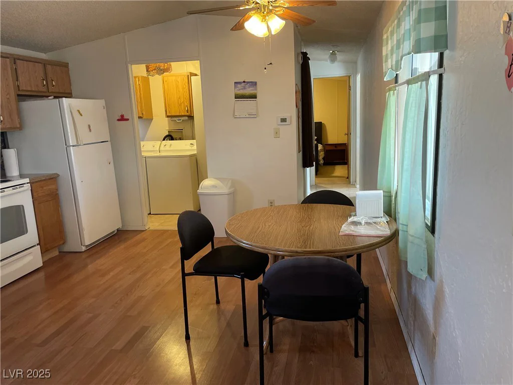 320 Ivy, Pahrump, NV 89048