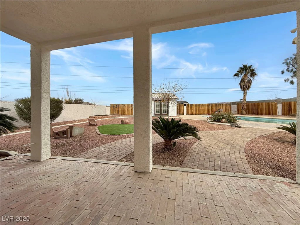 504 Landra, Henderson, NV 89015