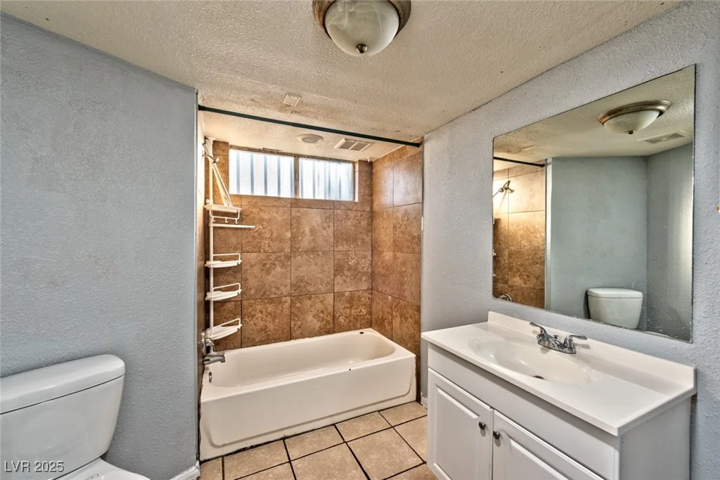 2708 Bello, North Las Vegas, NV 89030