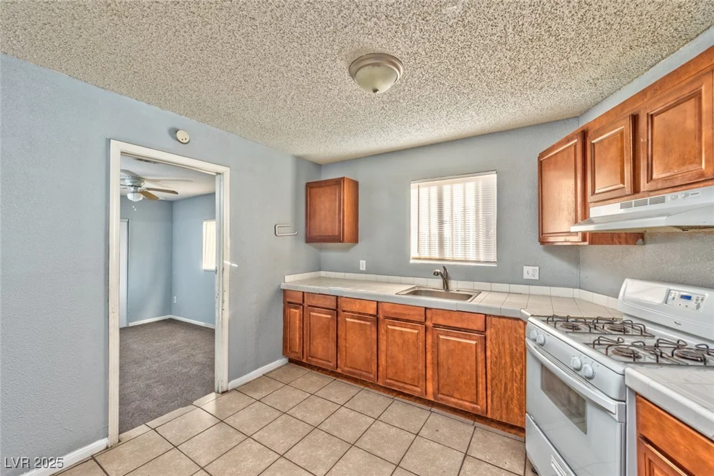 2708 Bello, North Las Vegas, NV 89030
