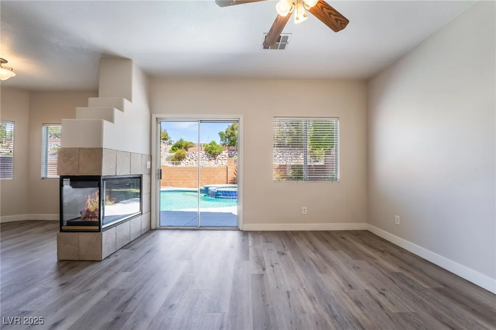 844 Binbrook, Henderson, NV 89052