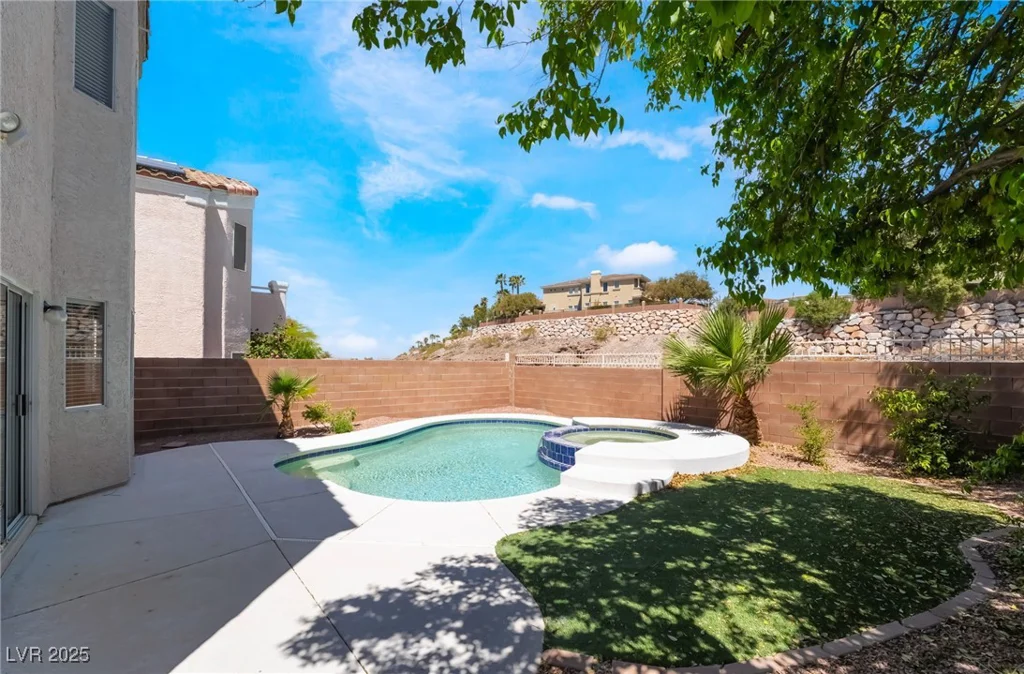 844 Binbrook, Henderson, NV 89052