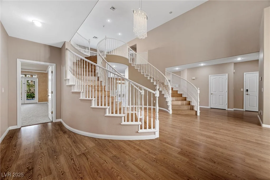 7460 Grassy Field, Las Vegas, NV 89131