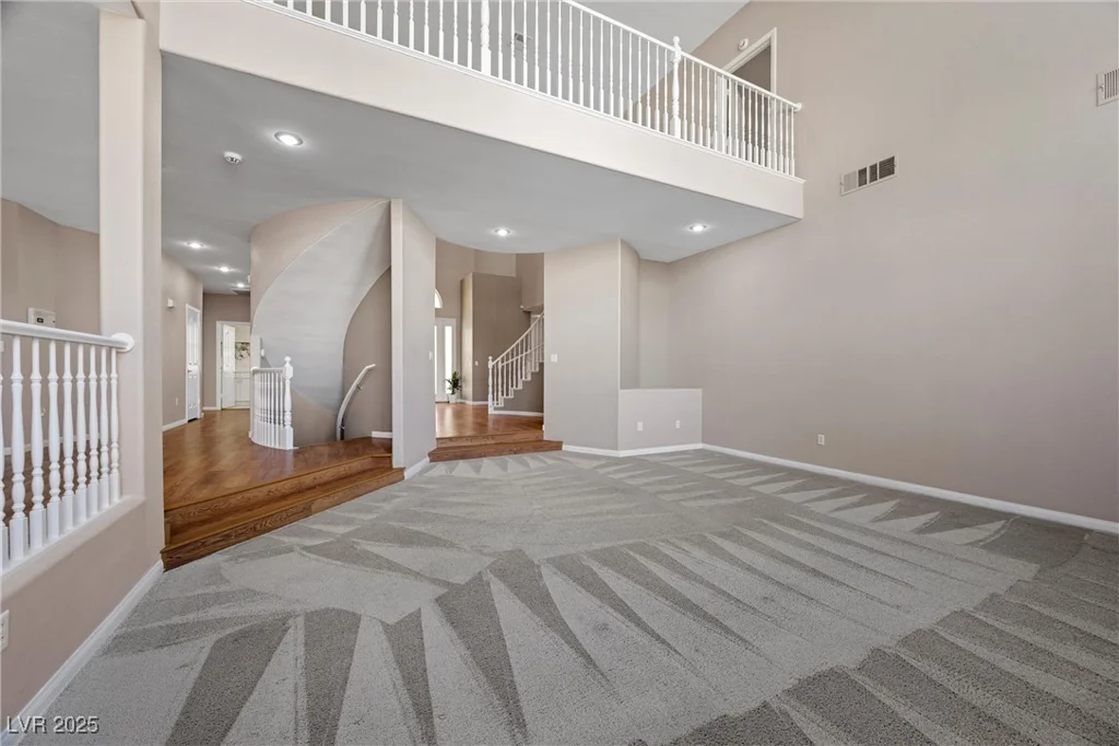 7460 Grassy Field, Las Vegas, NV 89131