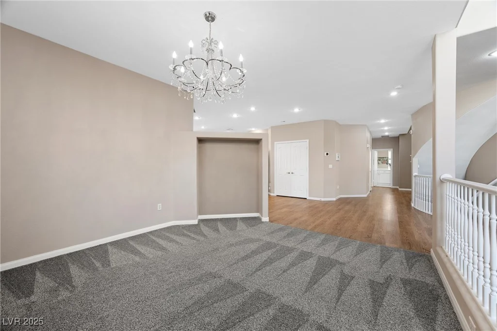 7460 Grassy Field, Las Vegas, NV 89131