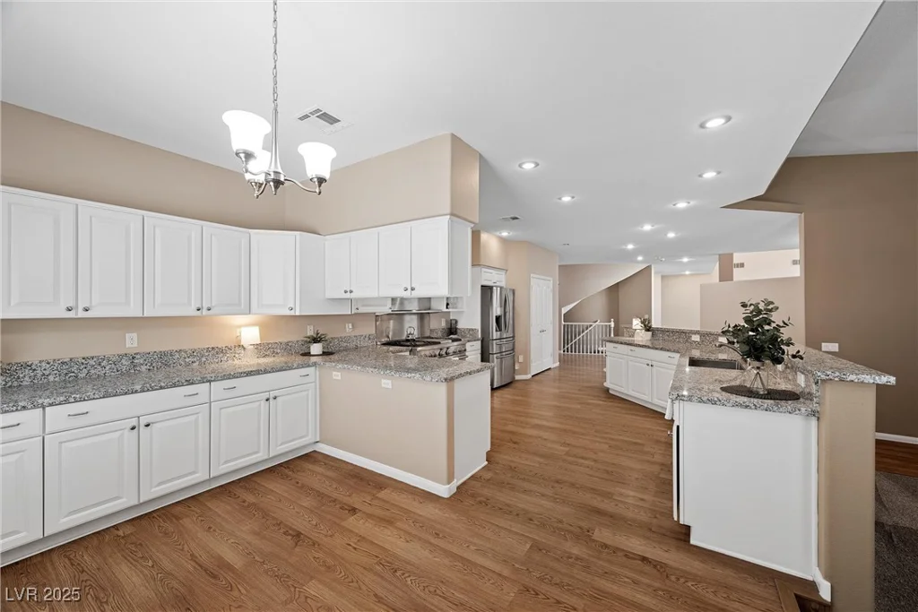 7460 Grassy Field, Las Vegas, NV 89131