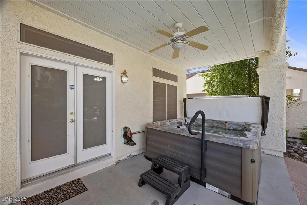 7460 Grassy Field, Las Vegas, NV 89131