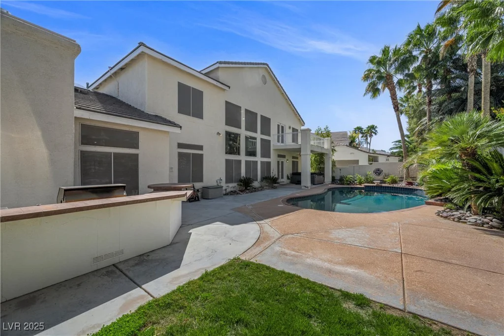 7460 Grassy Field, Las Vegas, NV 89131