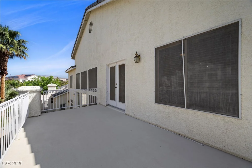7460 Grassy Field, Las Vegas, NV 89131