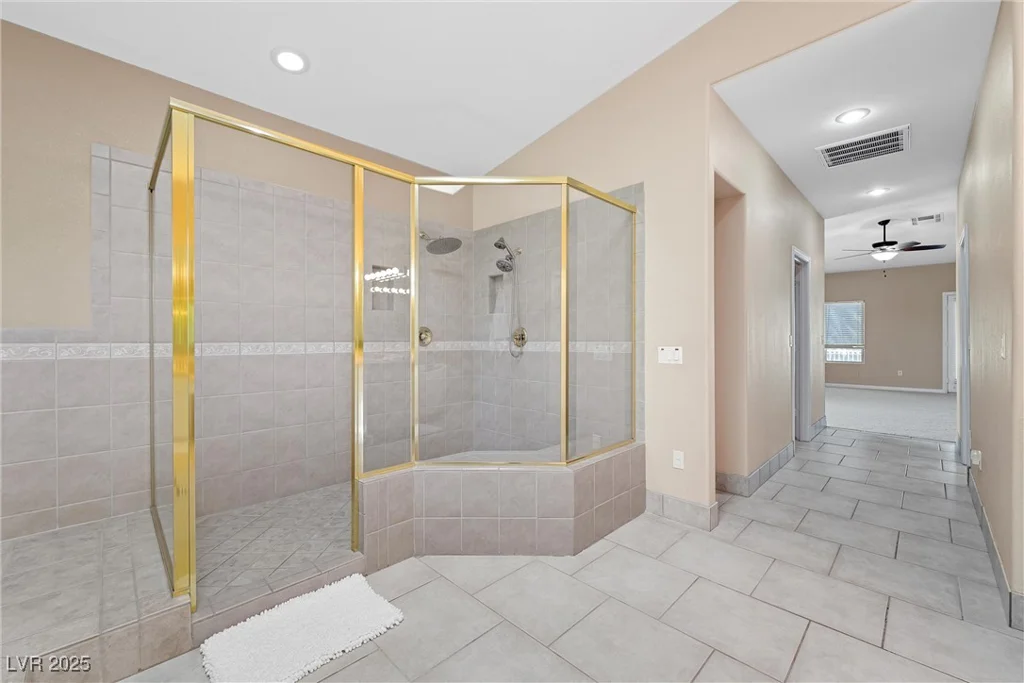7460 Grassy Field, Las Vegas, NV 89131