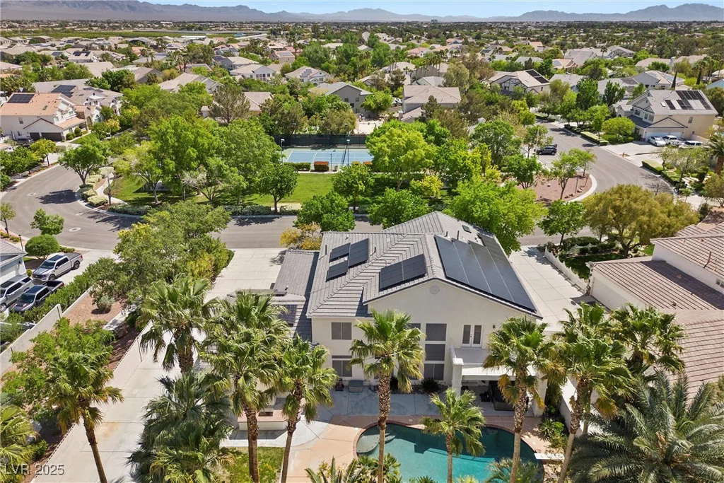 7460 Grassy Field, Las Vegas, NV 89131