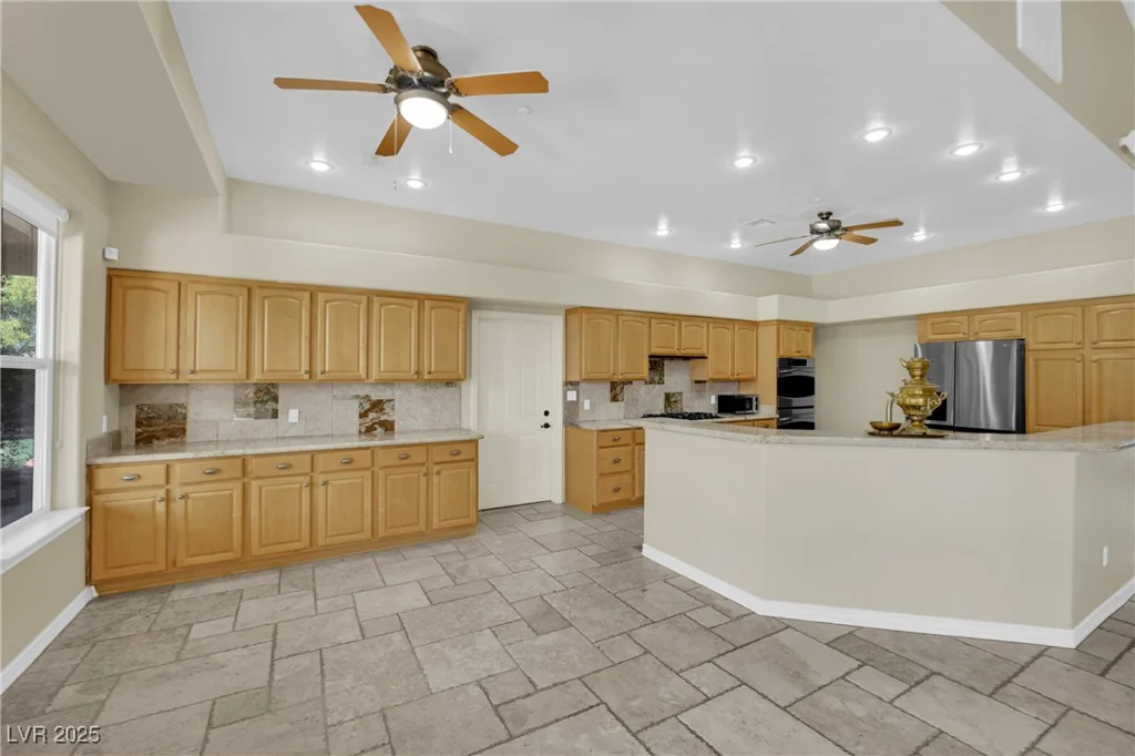 8945 Tenaya, Las Vegas, NV 89113