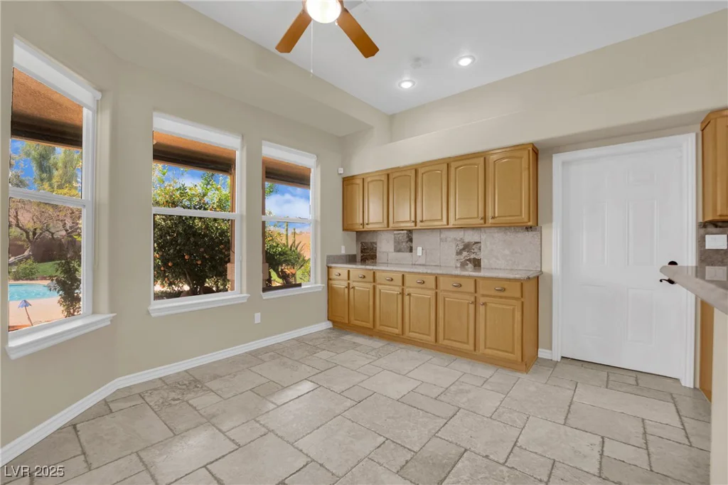 8945 Tenaya, Las Vegas, NV 89113