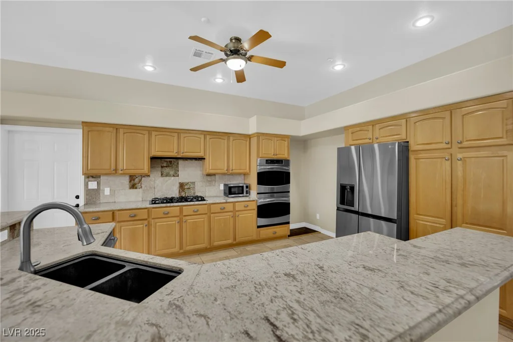 8945 Tenaya, Las Vegas, NV 89113