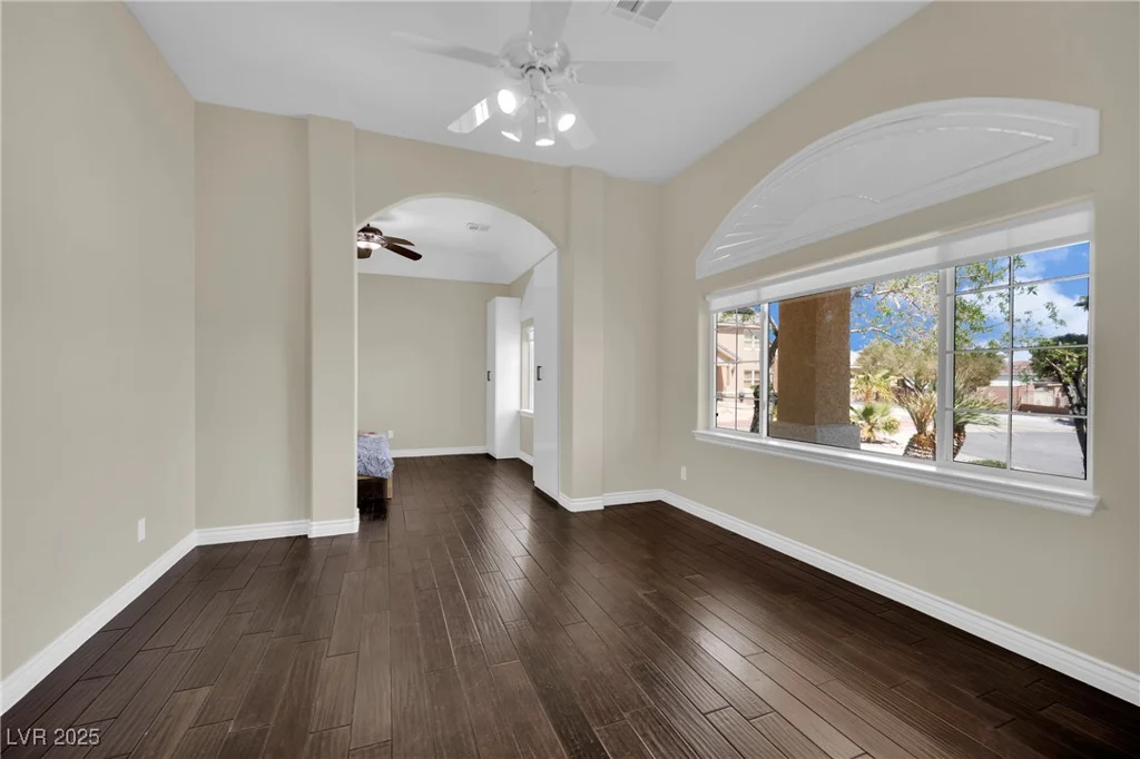 8945 Tenaya, Las Vegas, NV 89113