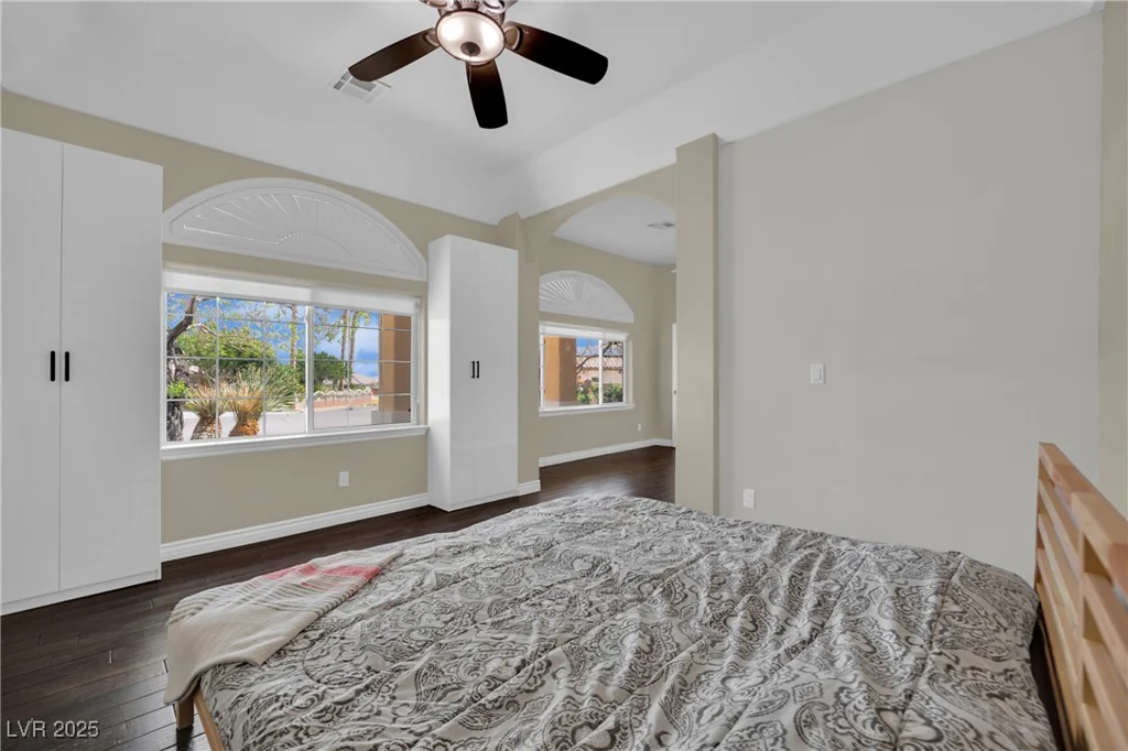 8945 Tenaya, Las Vegas, NV 89113