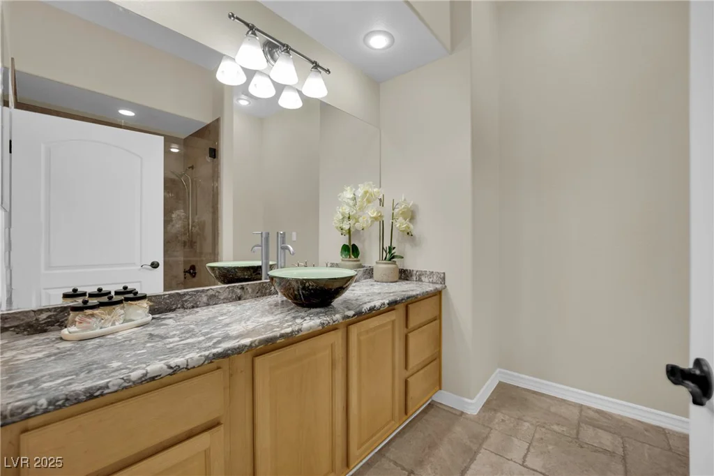 8945 Tenaya, Las Vegas, NV 89113