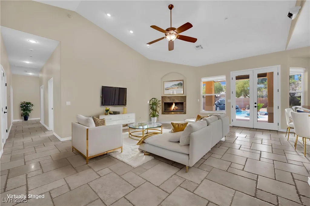 8945 Tenaya, Las Vegas, NV 89113
