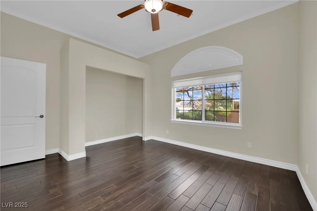 8945 Tenaya, Las Vegas, NV 89113