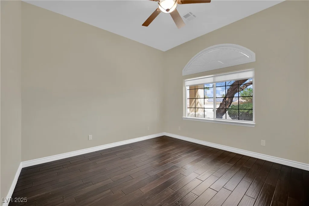 8945 Tenaya, Las Vegas, NV 89113