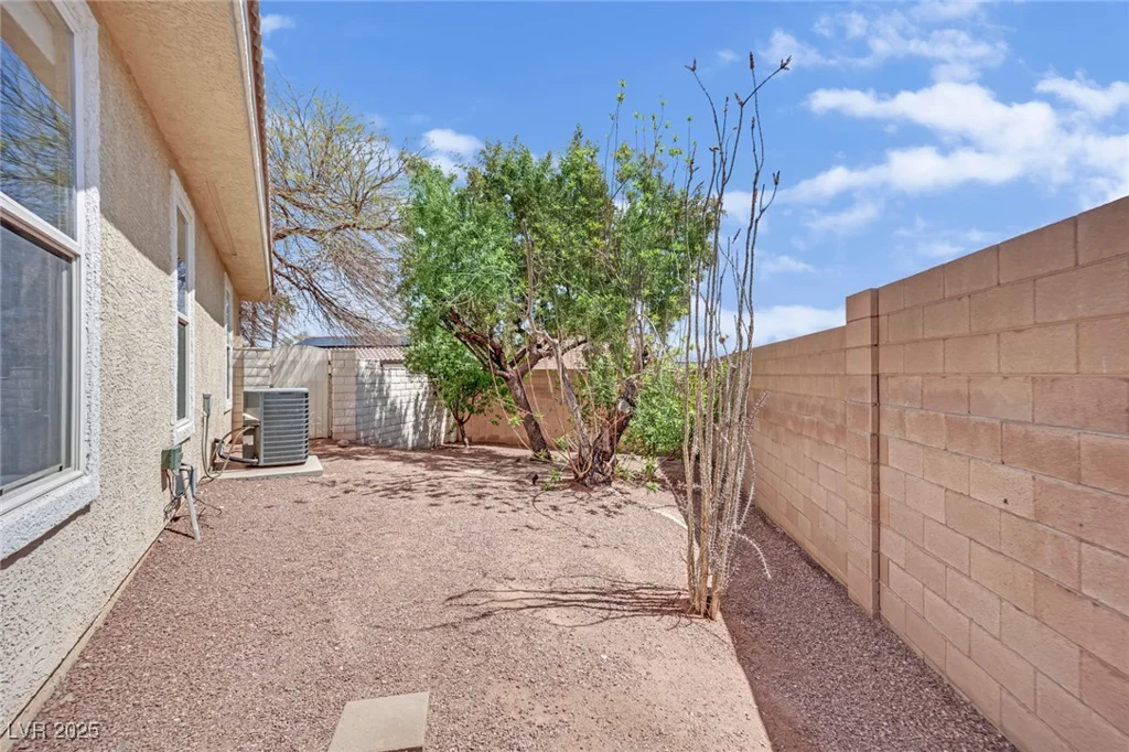 8945 Tenaya, Las Vegas, NV 89113