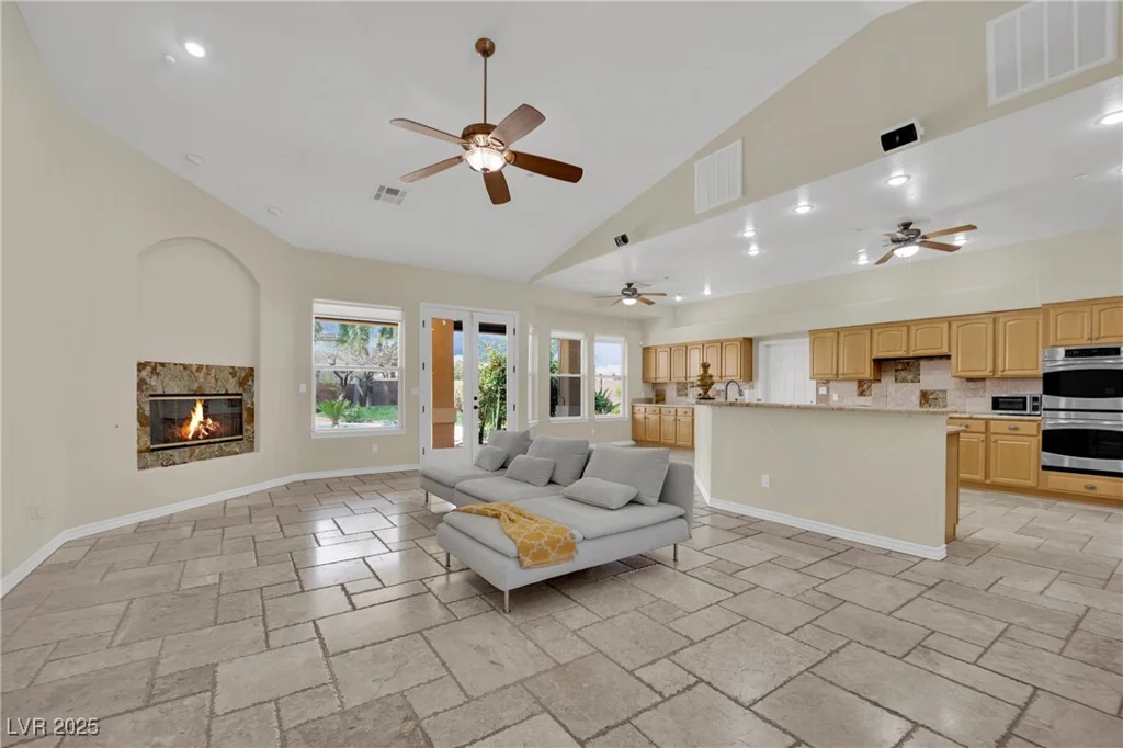 8945 Tenaya, Las Vegas, NV 89113