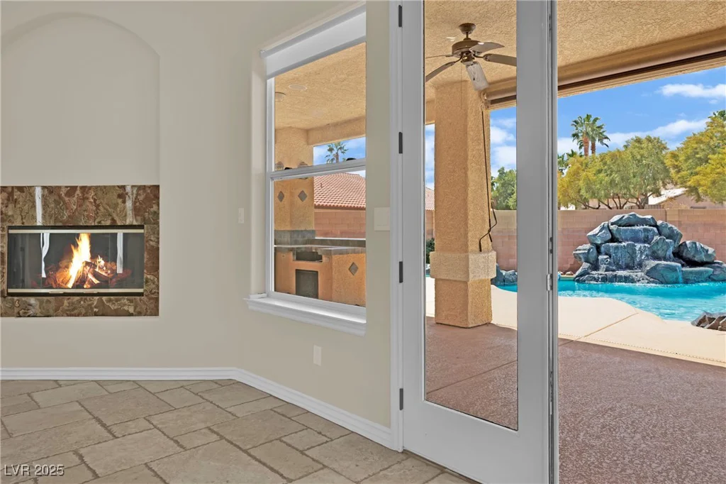 8945 Tenaya, Las Vegas, NV 89113