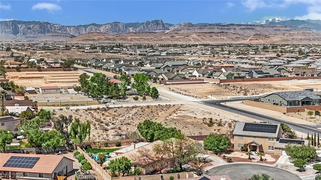 8945 Tenaya, Las Vegas, NV 89113