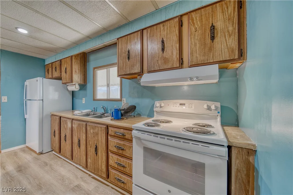 2631 Retread, Pahrump, NV 89048