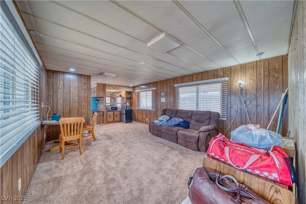 2631 Retread, Pahrump, NV 89048