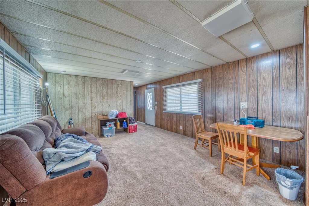 2631 Retread, Pahrump, NV 89048