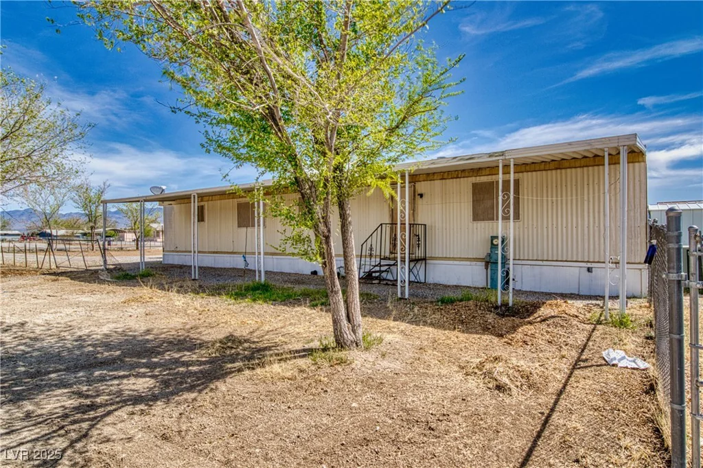 2631 Retread, Pahrump, NV 89048