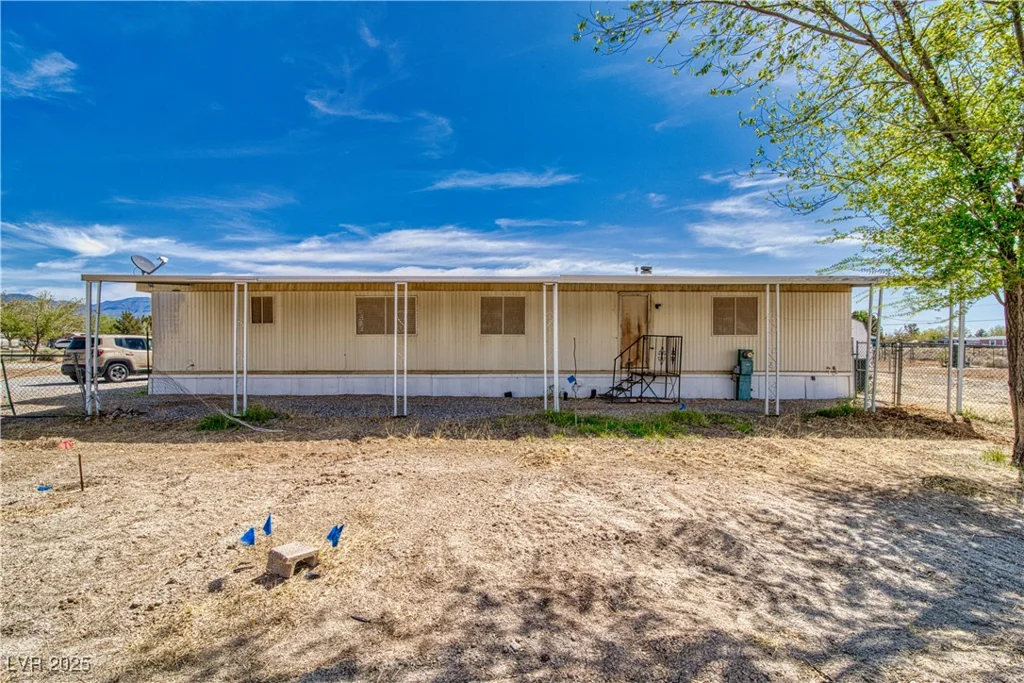 2631 Retread, Pahrump, NV 89048