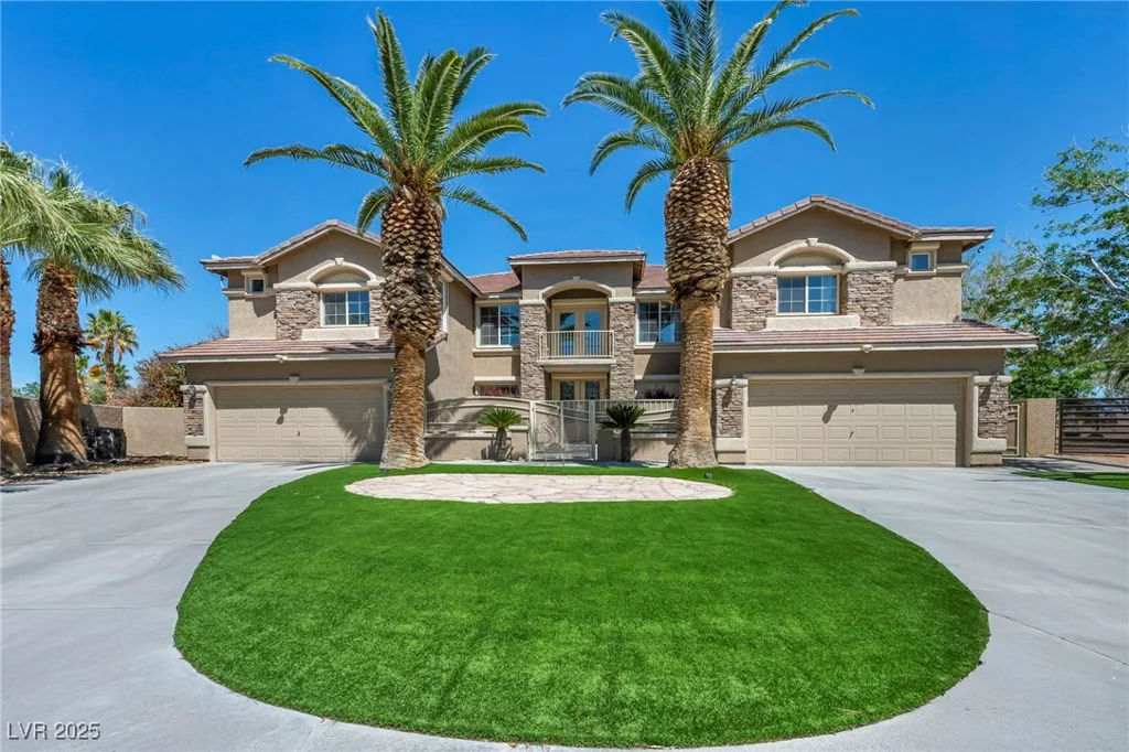 9504 Empire Rock, Las Vegas, NV 89143