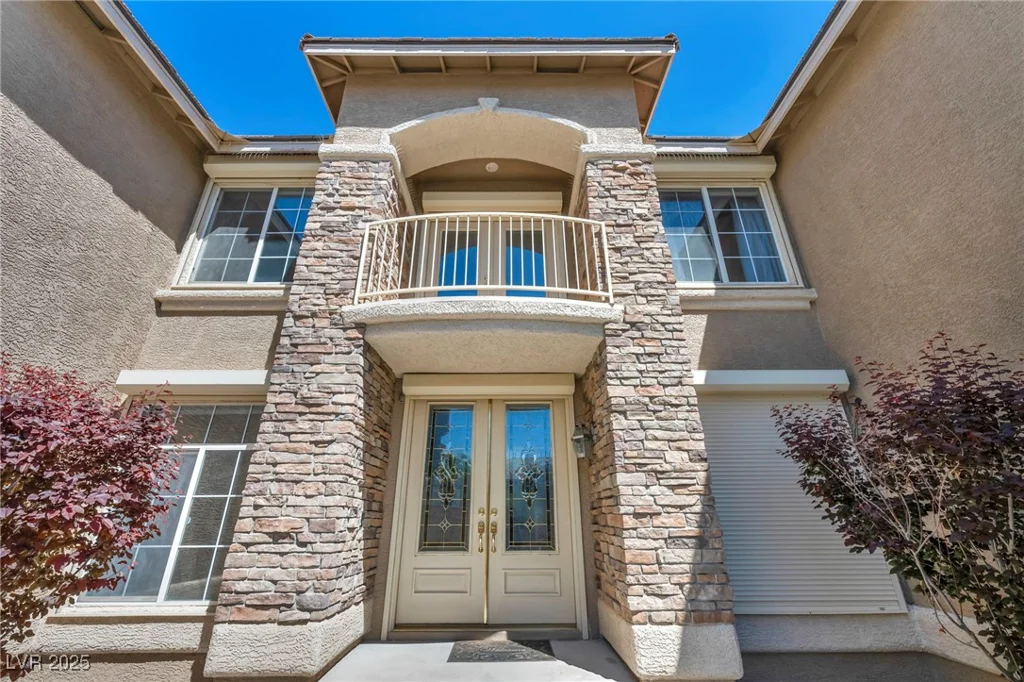 9504 Empire Rock, Las Vegas, NV 89143