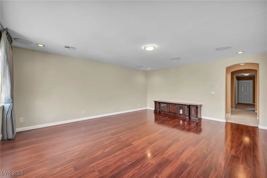 9504 Empire Rock, Las Vegas, NV 89143