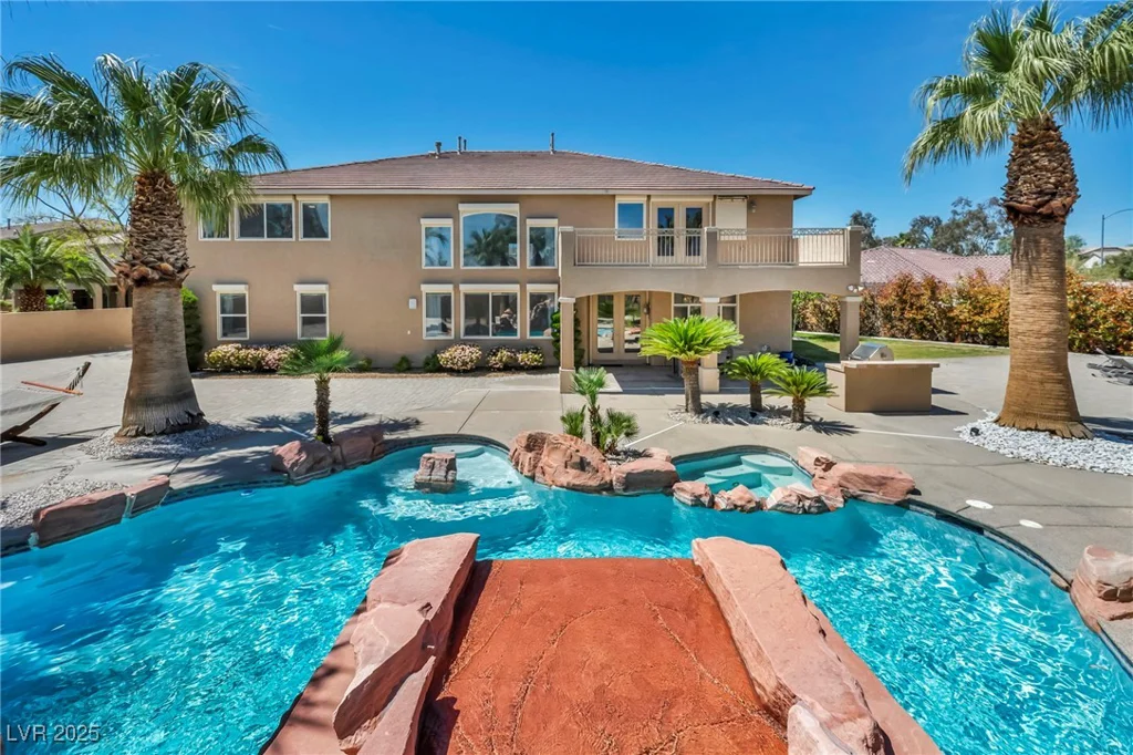 9504 Empire Rock, Las Vegas, NV 89143