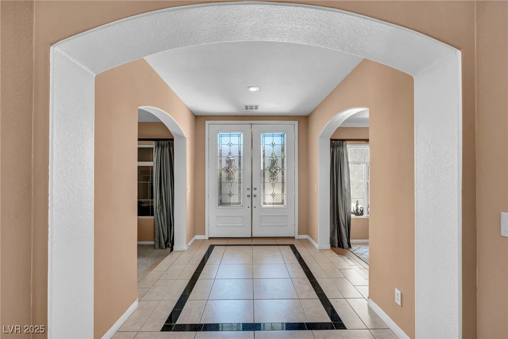9504 Empire Rock, Las Vegas, NV 89143