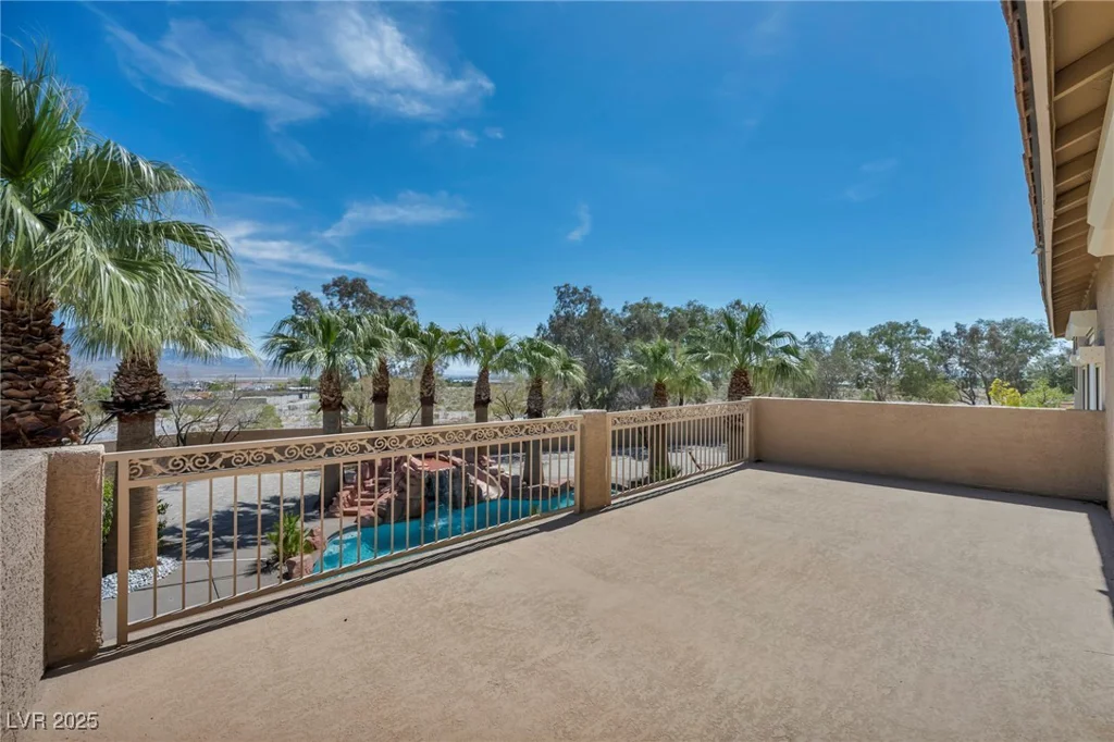 9504 Empire Rock, Las Vegas, NV 89143