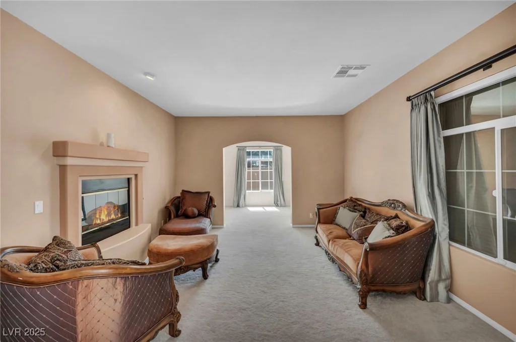 9504 Empire Rock, Las Vegas, NV 89143