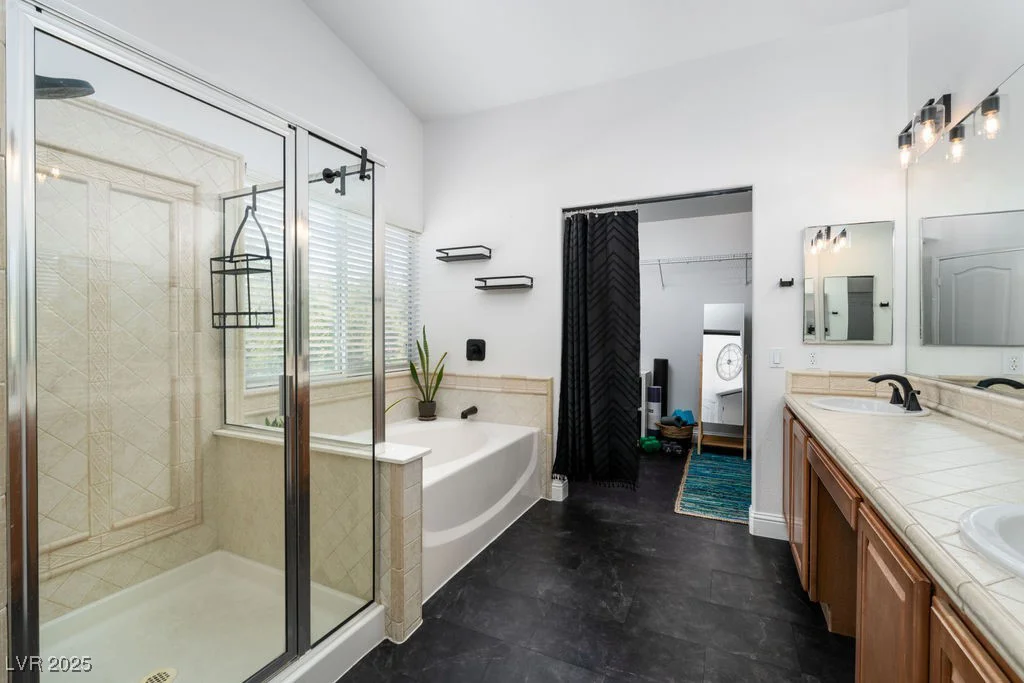 6973 Pacific Coast, Las Vegas, NV 89148