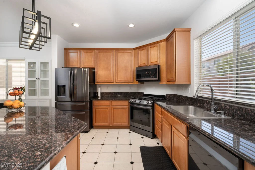 6973 Pacific Coast, Las Vegas, NV 89148