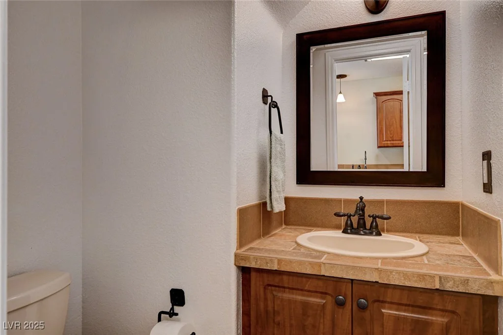 9655 Lame Horse, Las Vegas, NV 89123