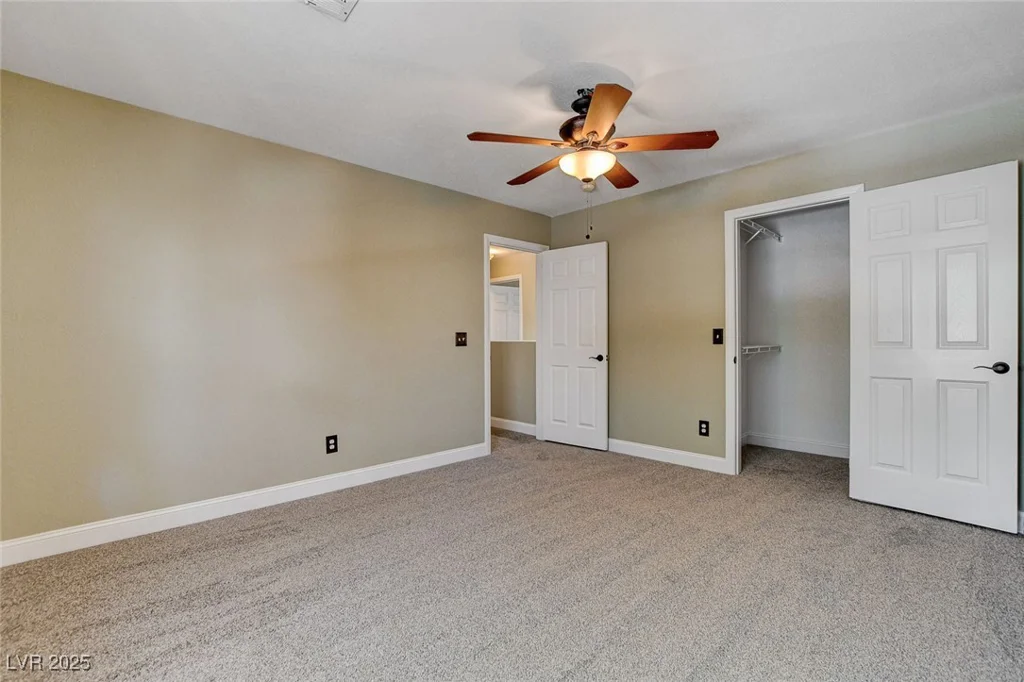 9655 Lame Horse, Las Vegas, NV 89123