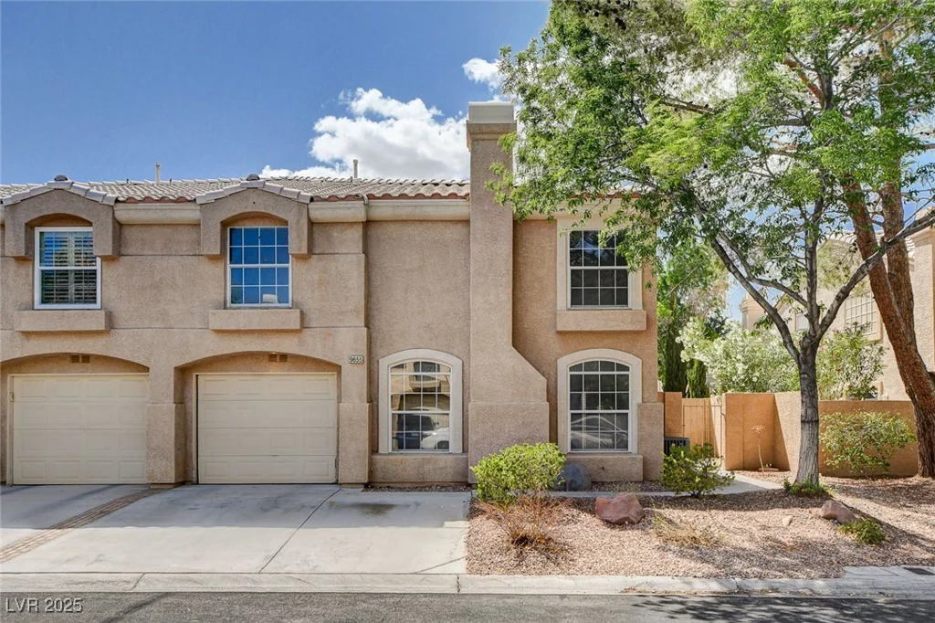 9655 Lame Horse, Las Vegas, NV 89123