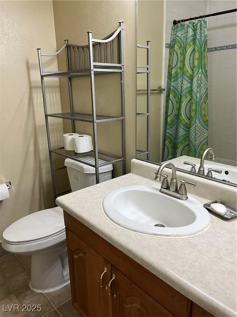 158 Greenbriar Townhouse, Las Vegas, NV 89121