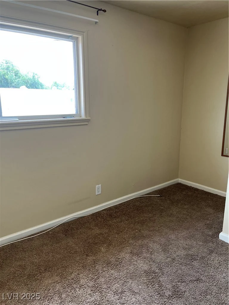 158 Greenbriar Townhouse, Las Vegas, NV 89121