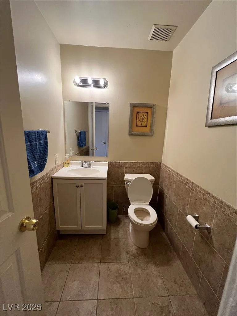 158 Greenbriar Townhouse, Las Vegas, NV 89121